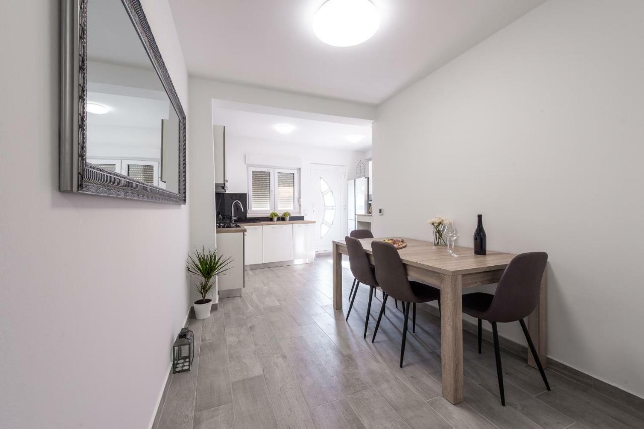 M&M Apartment Дубровник Экстерьер фото