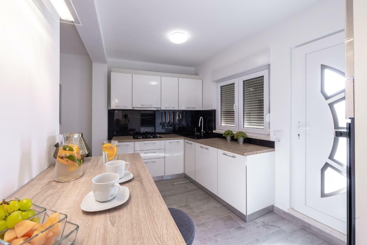 M&M Apartment Дубровник Экстерьер фото
